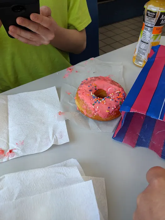 Dippin Donuts Picture 10