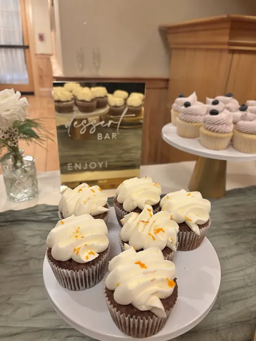 The Sandpiper Cake Shop Picture 5