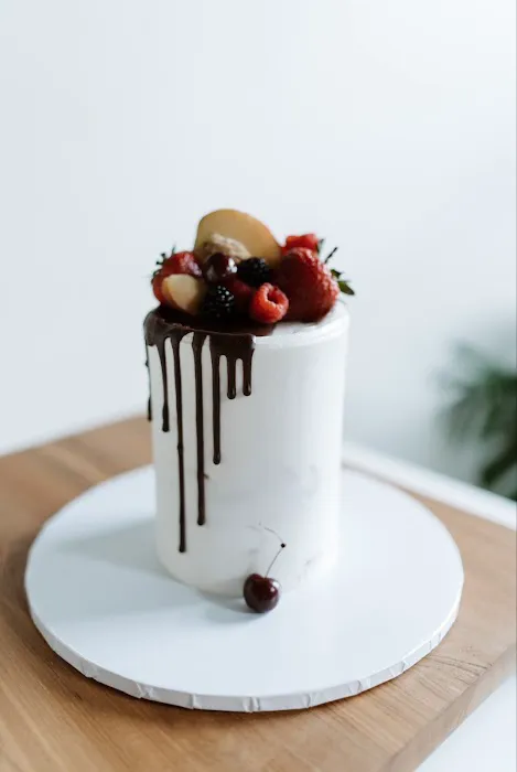 The Sandpiper Cake Shop Picture 4