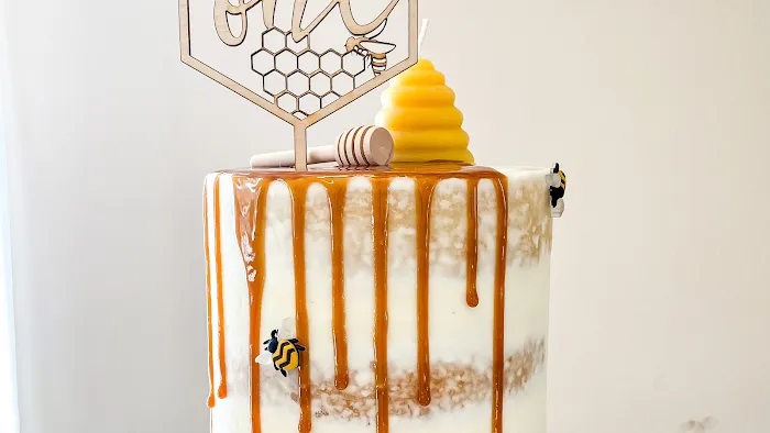 The Sandpiper Cake Shop Picture 10