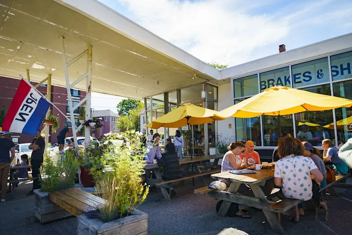 Tandem Coffee and Bakery Picture 1