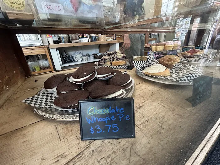 Two Fat Cats Bakery Picture 10
