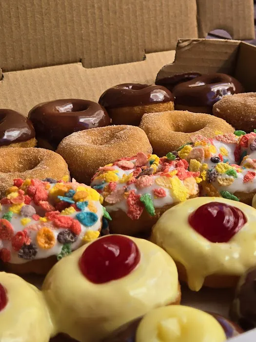 Eighty 8 Donuts Picture 10