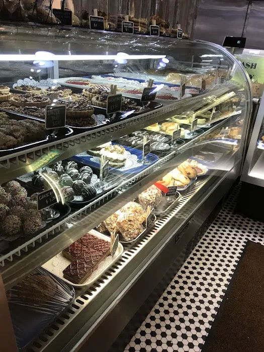 Bluesberry Bakery Picture 7