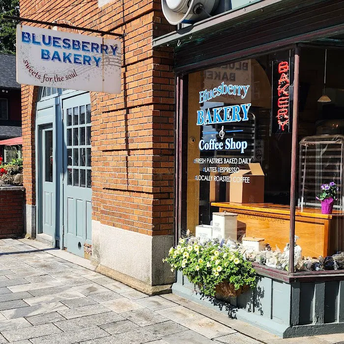 Bluesberry Bakery Picture 9