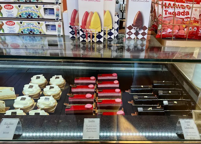 Caramel French Patisserie Picture 7