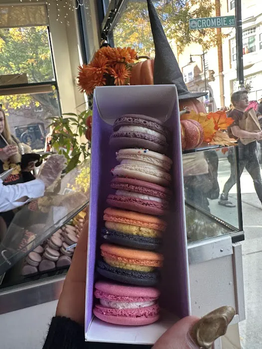 Caramel French Patisserie Picture 8