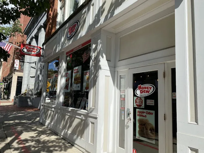 Honey Dew Donuts Picture 8