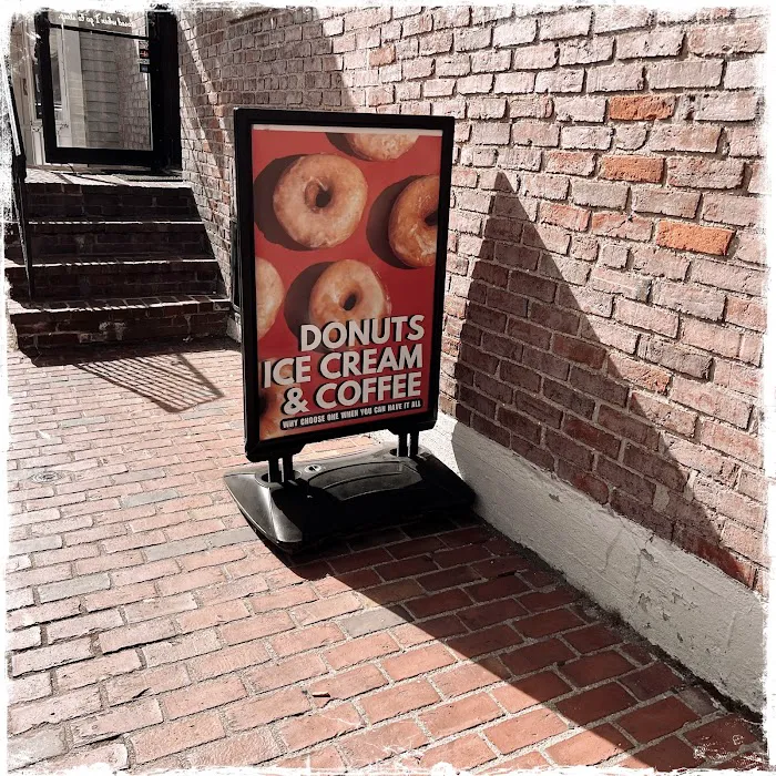 Ministry of Donuts Picture 5