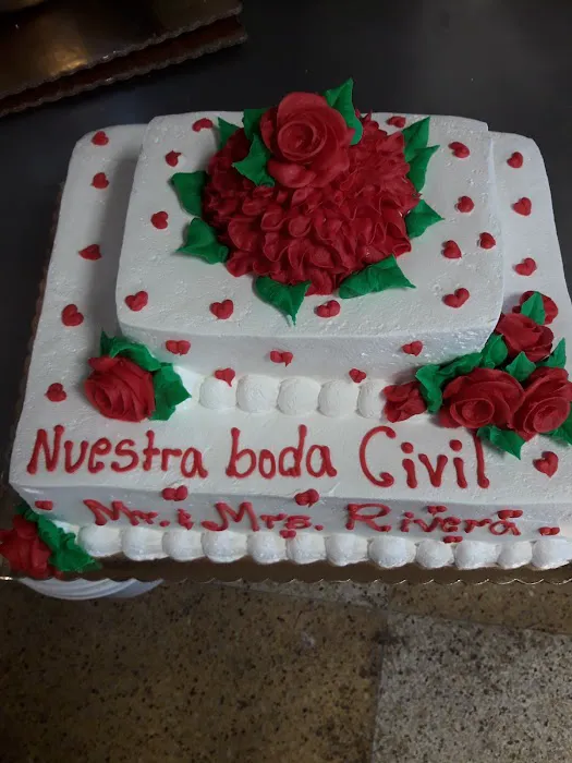 Pan-Centro Family Pastry Shop Picture 6