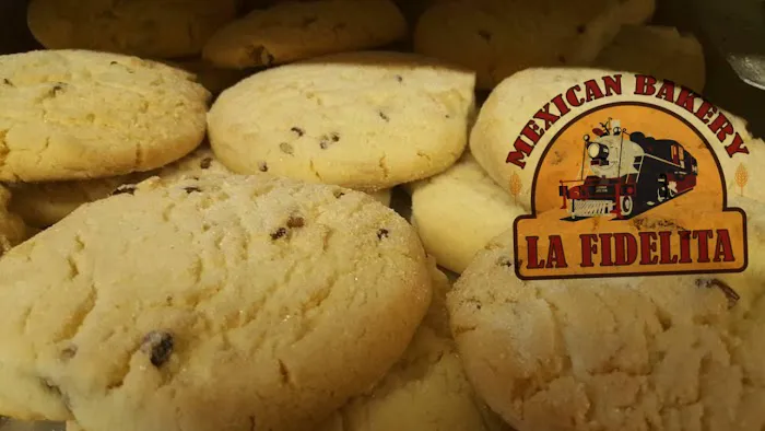 La Fidelita Mexican Bakery Bake Shop Picture 3