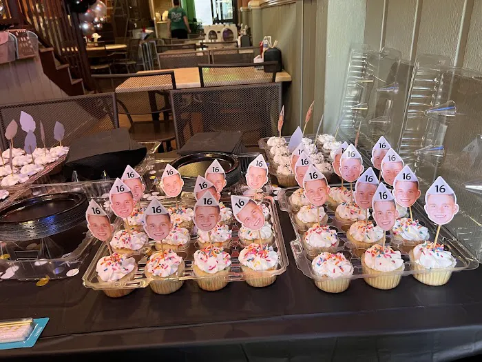 Dolly's Delights Picture 7