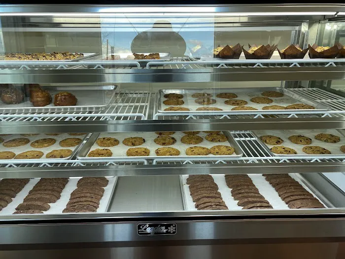 La Jaunt Bakery Picture 2