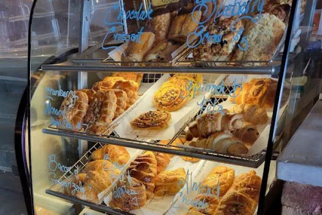 Verns Bakery