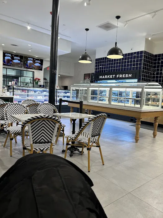 Paris Baguette Picture 2