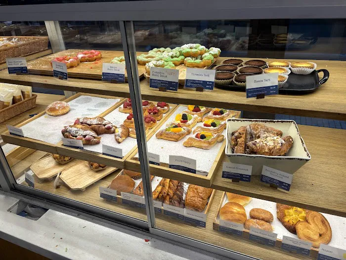 Paris Baguette Picture 1