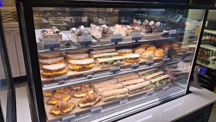 Paris Baguette Picture 9