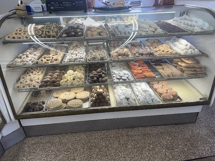 Swiss Pastry Shoppe.- Scotch Plains Picture 10