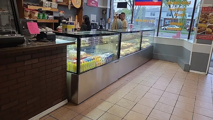 Las Delicias Bakery Picture 1