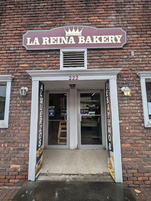 La Reina Bakery Picture 8