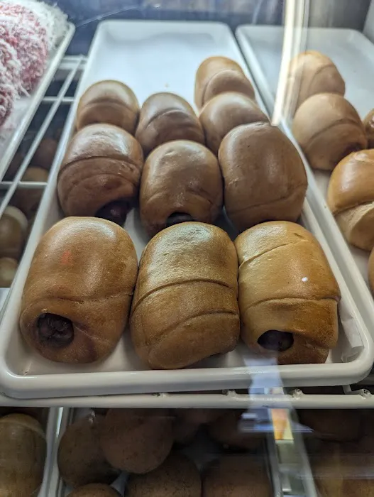 La Reina Bakery Picture 4