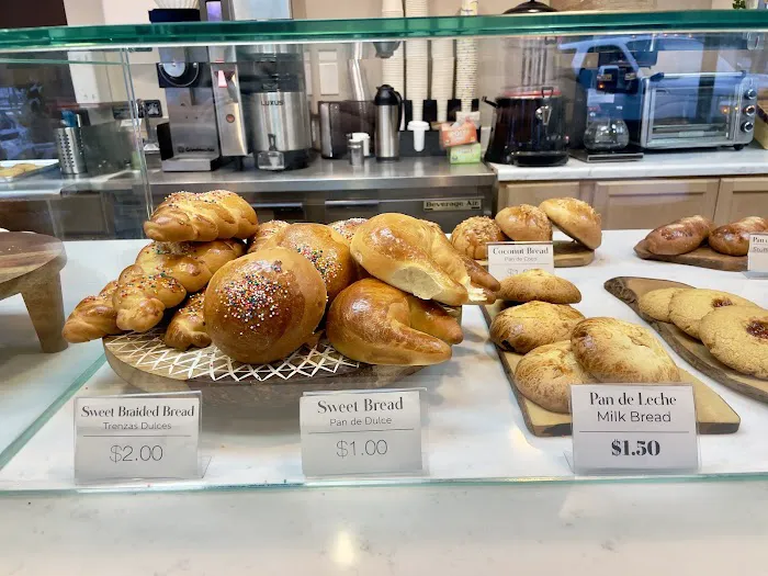 Artesano Bake Shop Picture 3