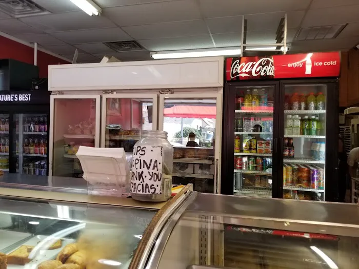 Pan Caliente Bakery Picture 8