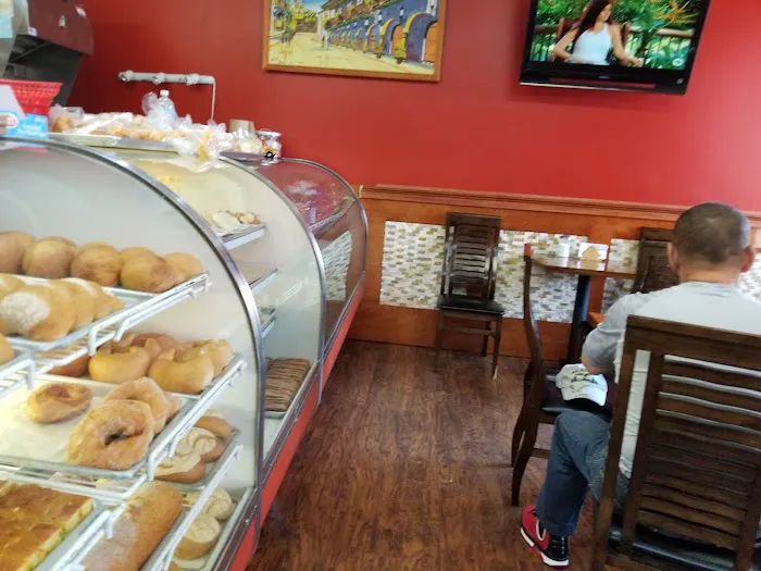 Pan Caliente Bakery Picture 7