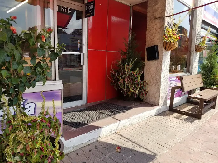 Pan Caliente Bakery Picture 6