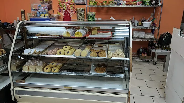 La Reina Bakery Picture 8