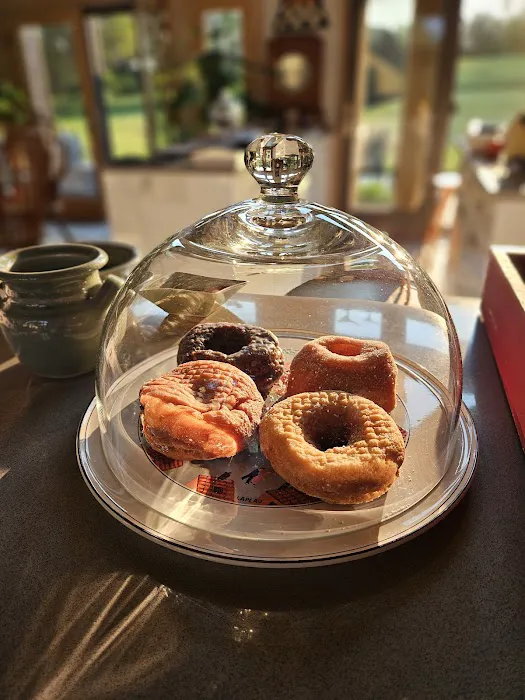 Plainfield Donut Shop and Luncheonette Picture 5