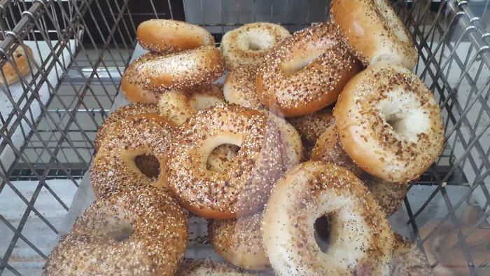 Bagel Bazaar Deli & Grill Of Piscataway Picture 5