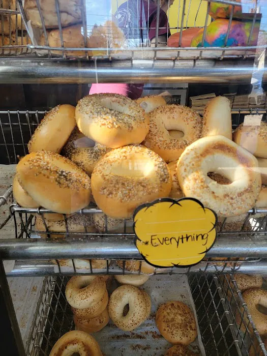 Bagel Bazaar Deli & Grill Of Piscataway Picture 7