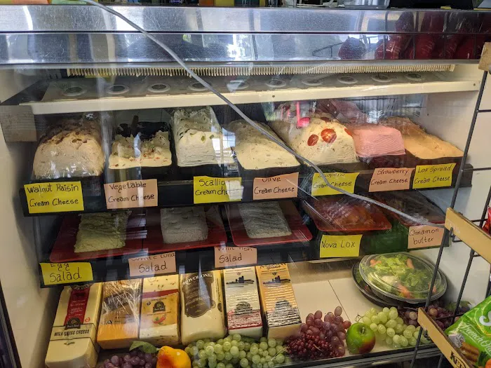 Bagel Bazaar Deli & Grill Of Piscataway Picture 10