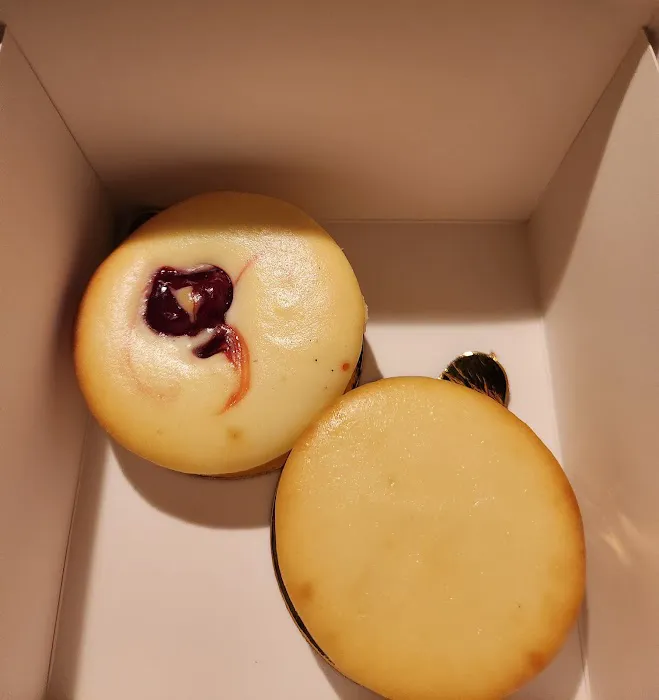 Calandra's Bakery Picture 3