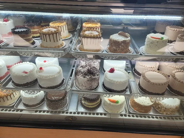 Calandra's Bakery Picture 4
