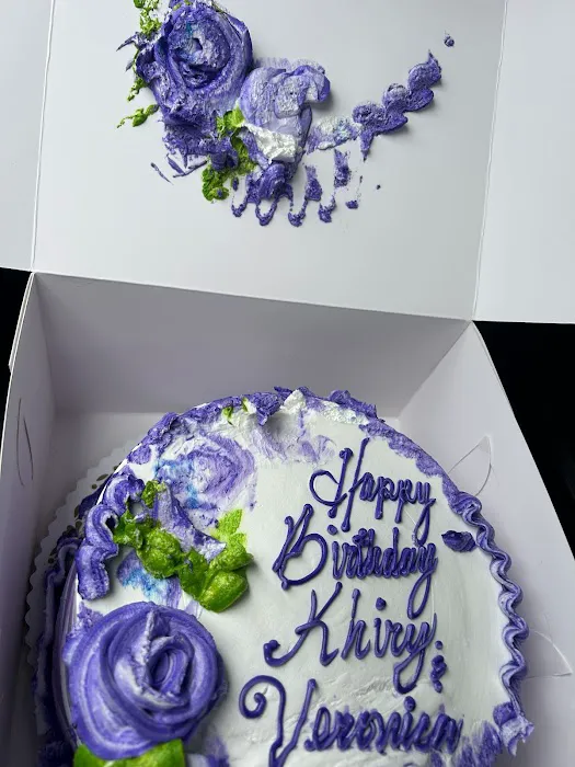 Calandra's Bakery Picture 9