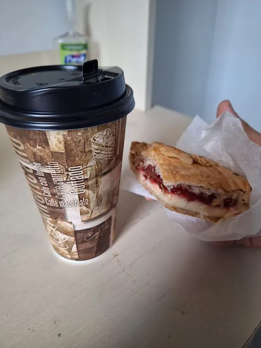 Cuba Bakery Picture 9