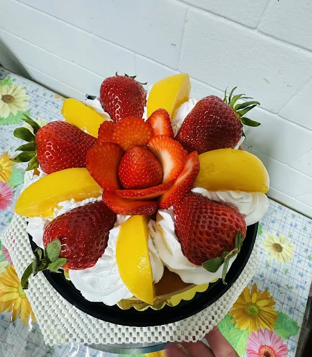 Mary delicias bakery Picture 4