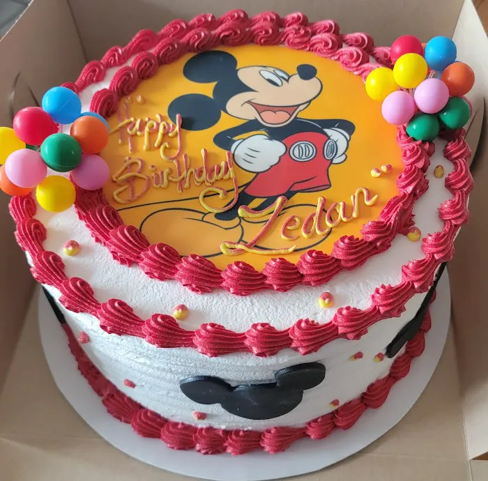 Edo's Cakes Picture 5