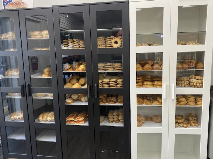 Deli & bakery las delicias de la harina Picture 2
