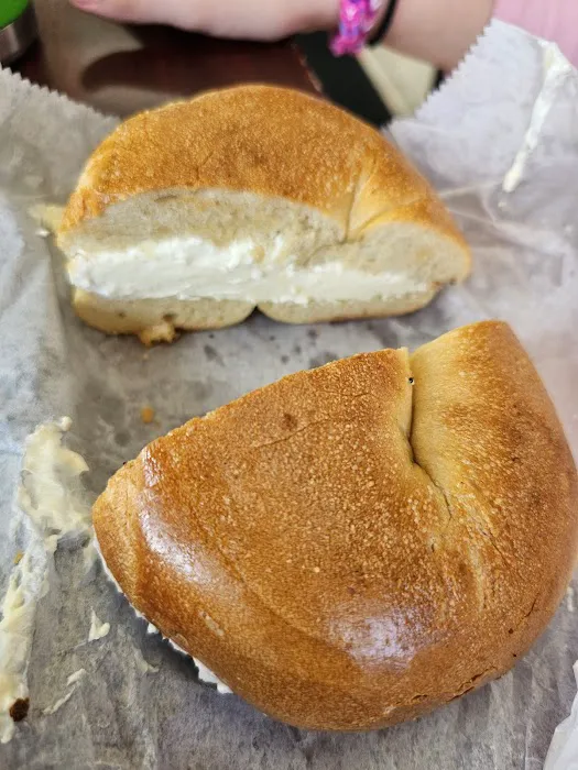 Park Avenue Bagels Picture 8