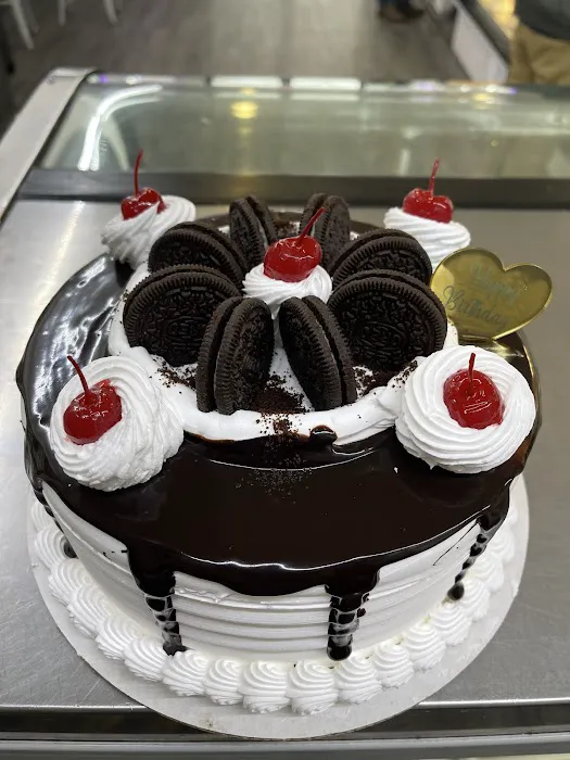 El Fenix Bakery II Picture 2