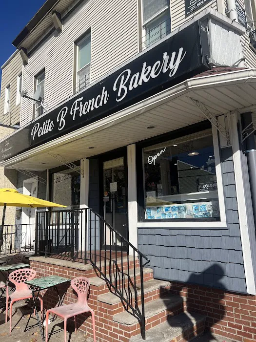 Petite B Bakery Picture 10