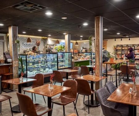 Las Chicas Bakery & Cafe