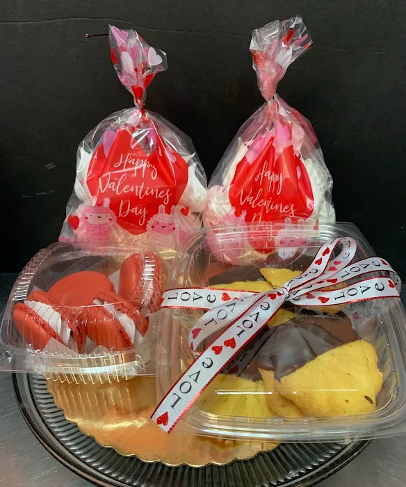 Delicias Dominican Bakery Picture 2