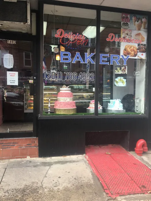 Delicias Dominican Bakery Picture 1
