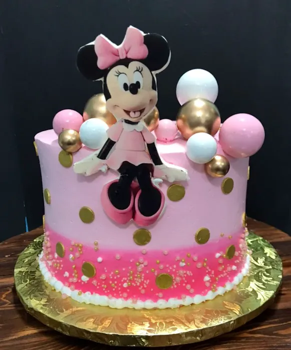 CAKES BY DAMAR Picture 4