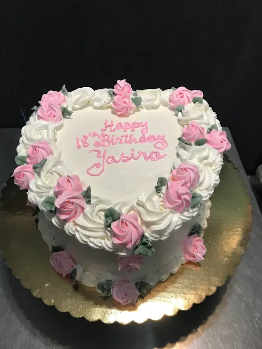 CAKES BY DAMAR Picture 6