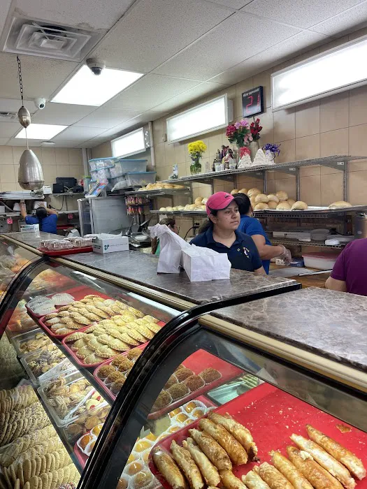 La Gran Via Bakery Picture 7